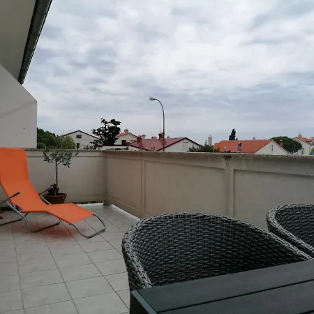 Apartment Apartment And Room Guscic