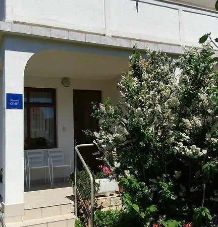 Lejlighed Apartment And Room Guscic