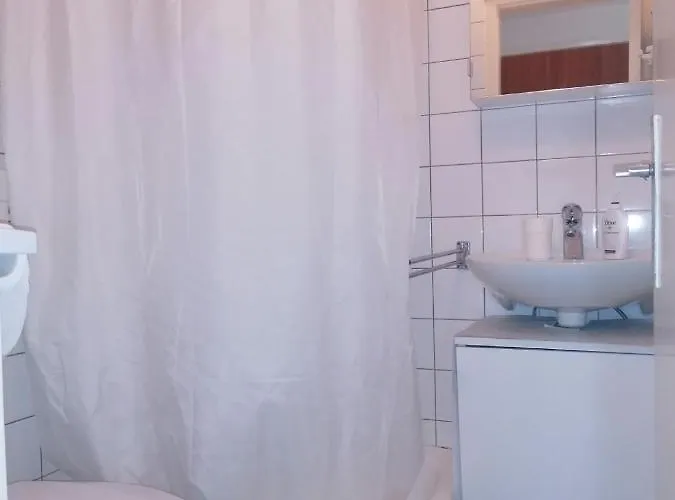 Apartment Apartment And Room Guscic *